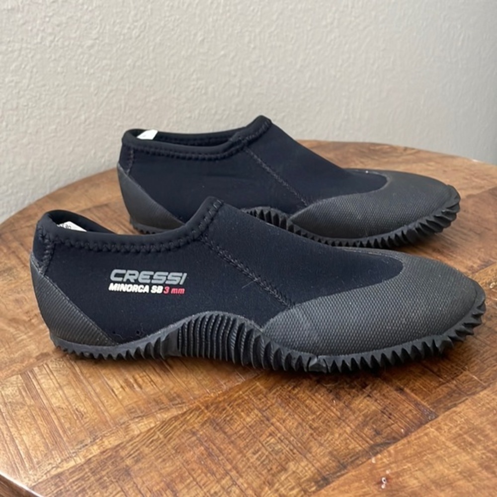 Cressi 3 mm Neoprene Adult Anti-Slip Sole Boots Minorca Short for water sports